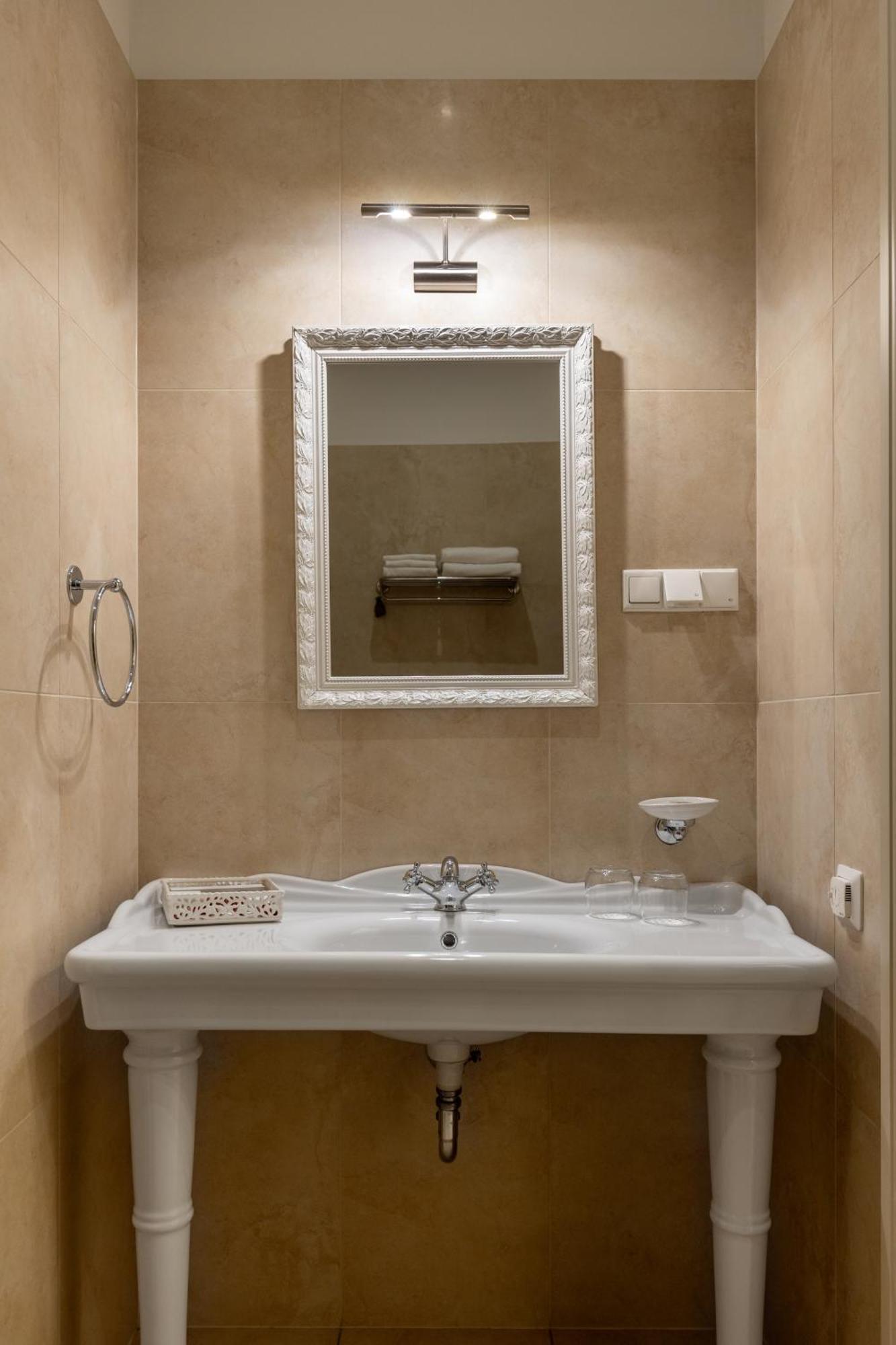 Malpils Manor Otel Dış mekan fotoğraf